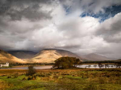 Une météo très contrariante ce jour là a compliqué les prises de vue. Puis soudain, une éclaircie et là, c'est magique ....