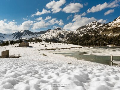 Le lac d'Aumar au Néouvielle, la fonte des neiges est bien amorcée